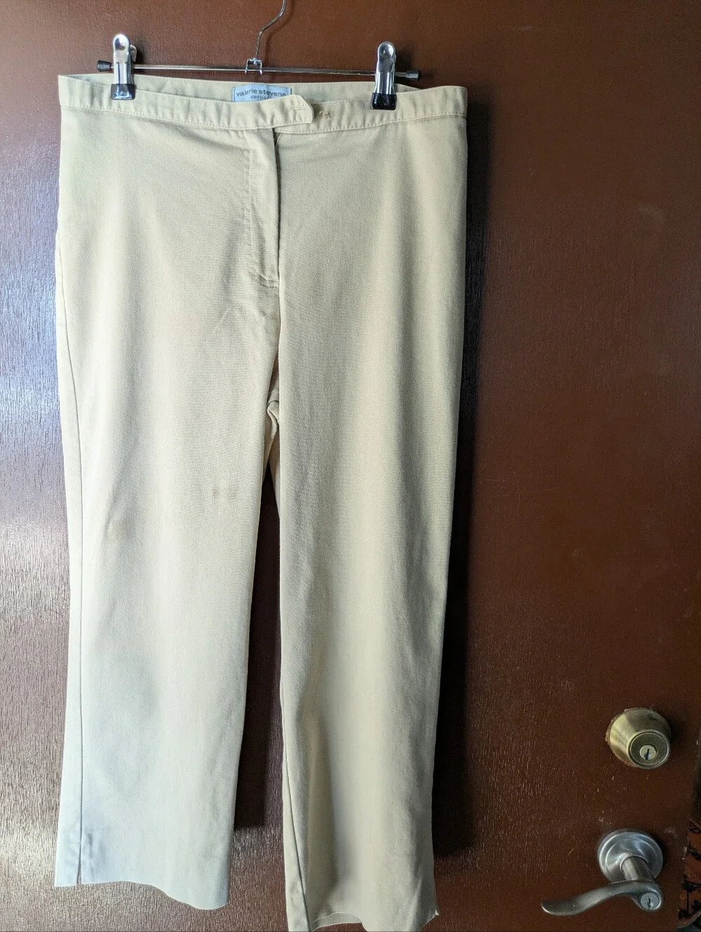 Valerie Stevens Light Beige Straight Leg Capri Pants Size 8